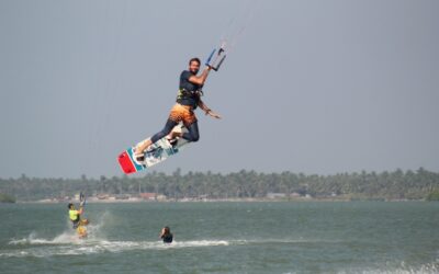 Learn how to jump in Kitesurfing