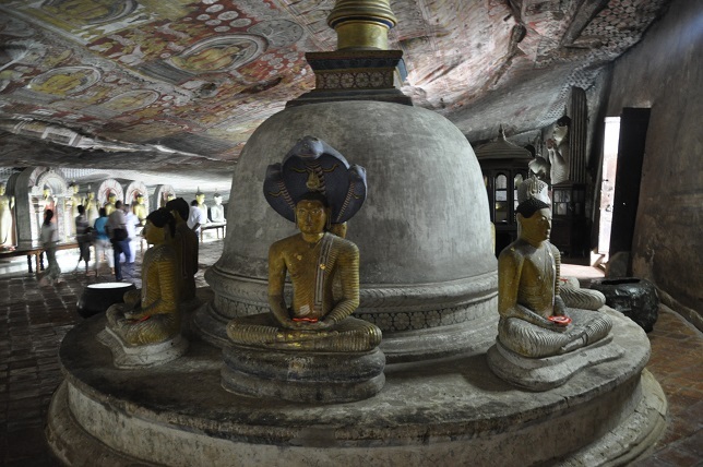 What to see in Sri Lanka - Dambulla caves