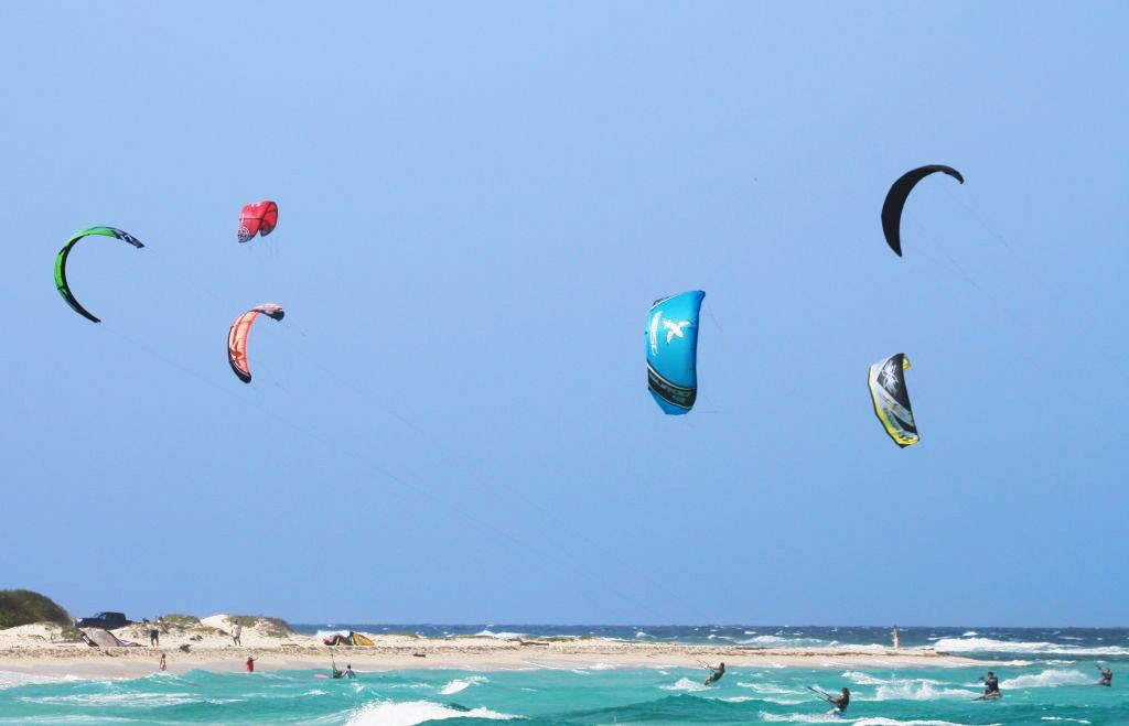 aruba is among the best places to kite in spring